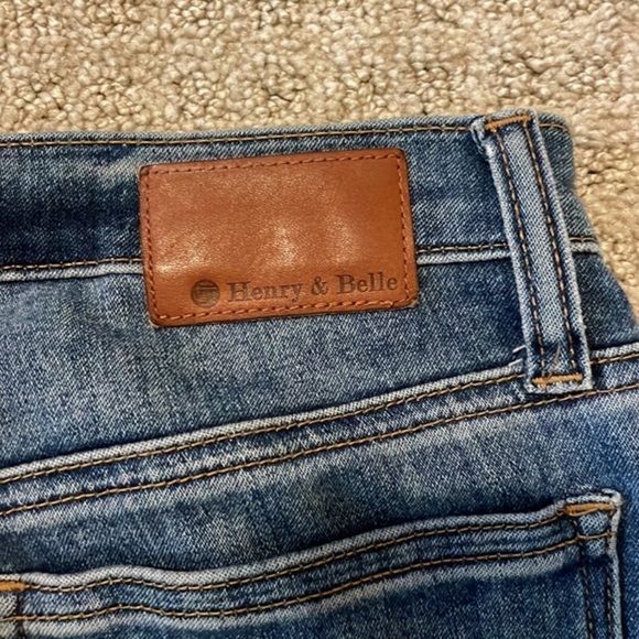 Henry & Belle Distressed Medium Denim Wash Cuffed Jeans - Picture 5 of 8
